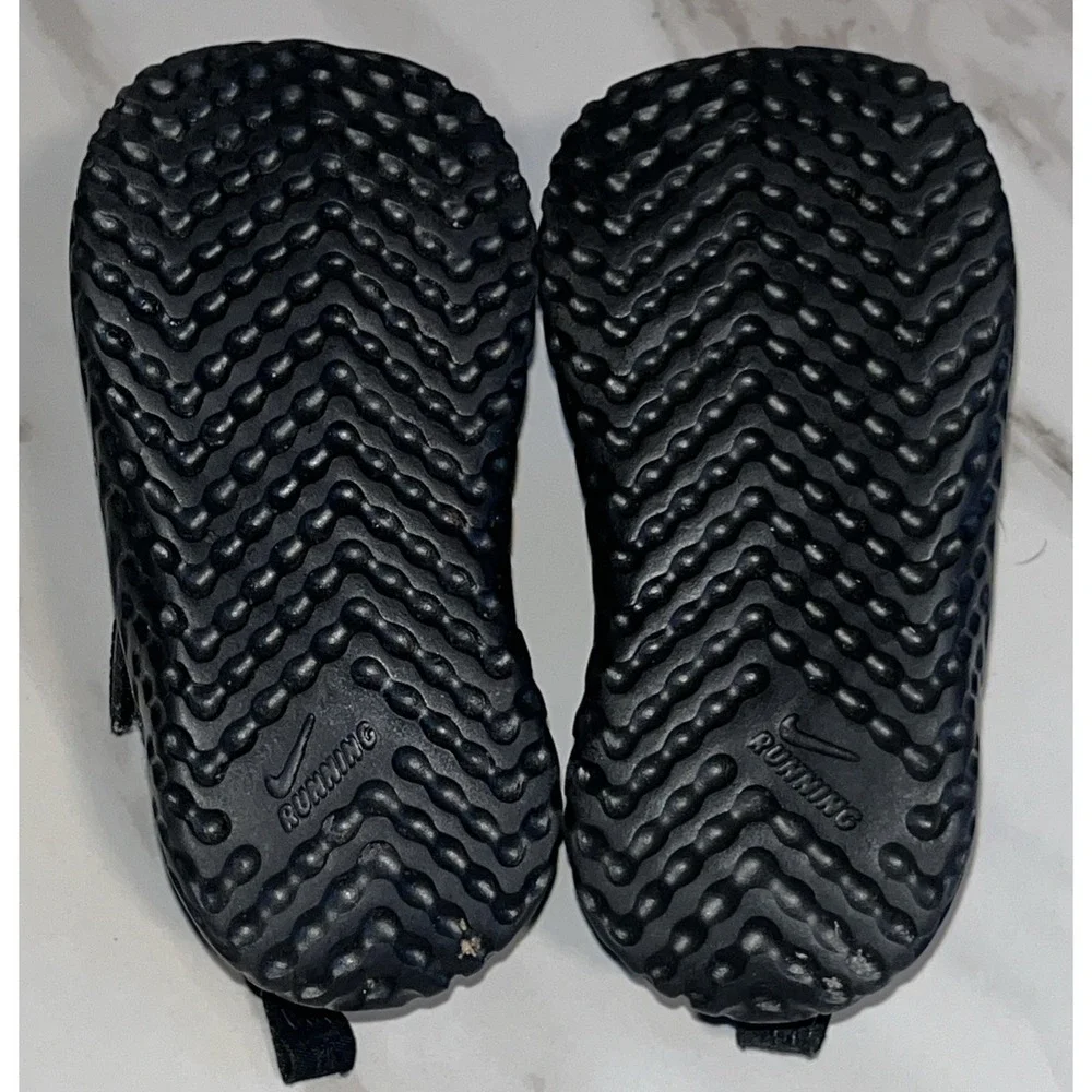 Nike Air Revolution 5 Toddler Shoes Size 5C Black Hook Loop BQ5673-001 Sneakers